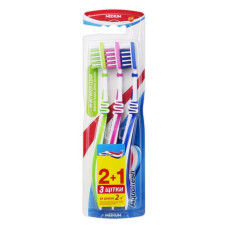 Зубна щітка Aquafresh In-between Clean Medium 3шт Зубна щітка Aquafresh In-between Clean Medium 3шт